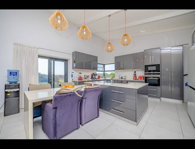 5 BEDROOM FREESTANDING FOR SALE IN SIMBITHI ECO ESTATE